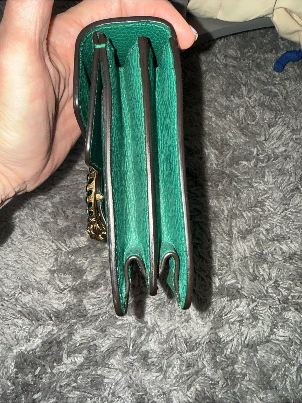Gucci Green Leather Dionysus Shoulder Bag with Antique Gold Hardware - Picture 3 of 11
